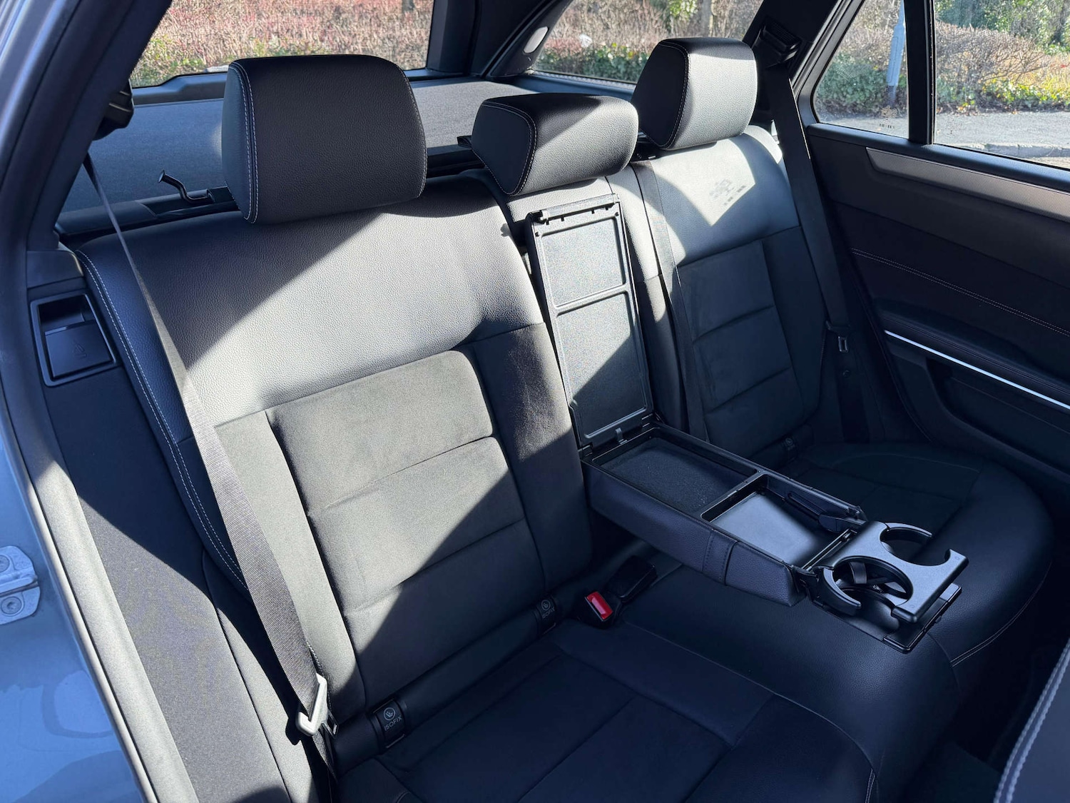 Used Mercedes-Benz E Class 2014 for sale - 77437633: Photo 19