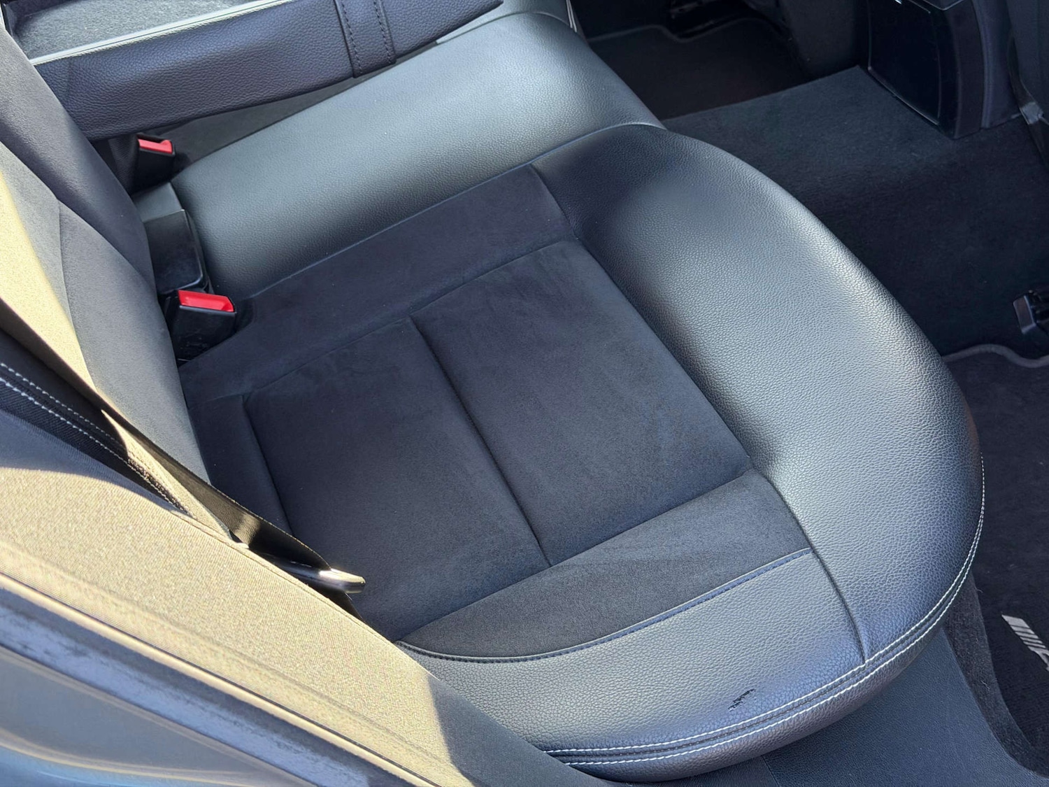 Used Mercedes-Benz E Class 2014 for sale - 77437633: Photo 21