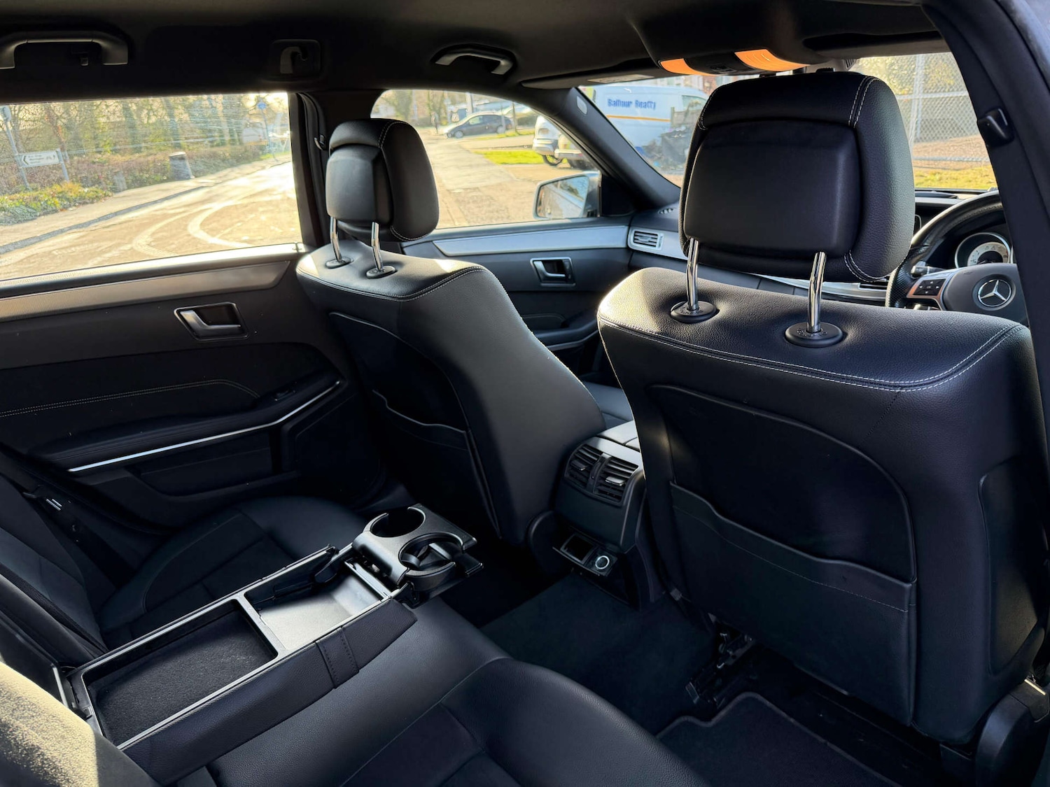 Used Mercedes-Benz E Class 2014 for sale - 77437633: Photo 29