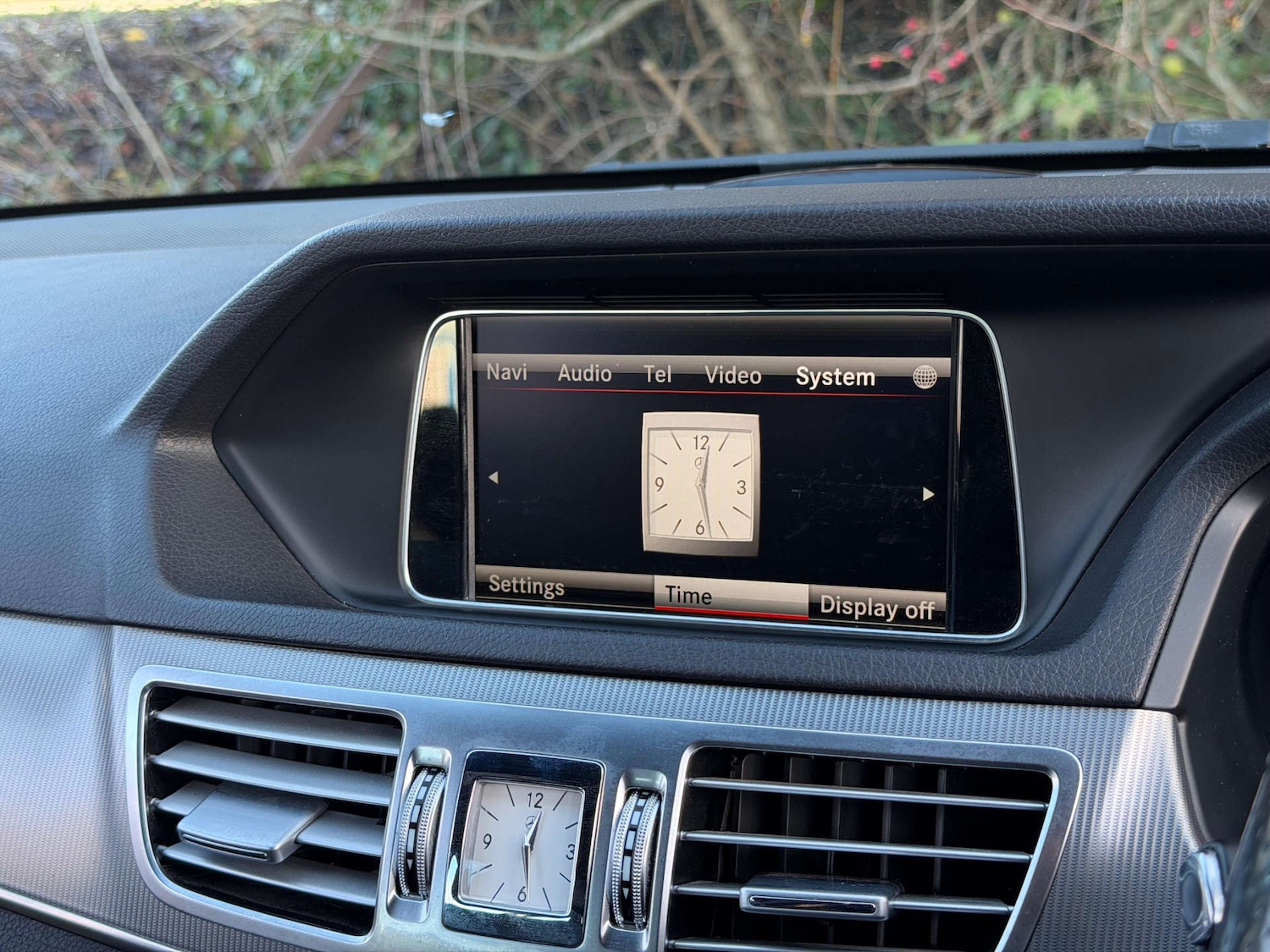 Used Mercedes-Benz E Class 2014 for sale - 77437633: Photo 54