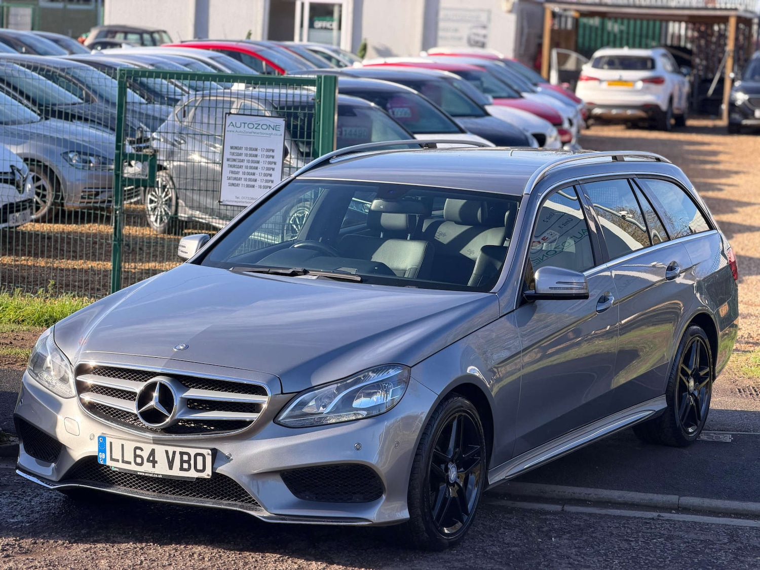 Used Mercedes-Benz E Class 2014 for sale - 77437633: Photo 6