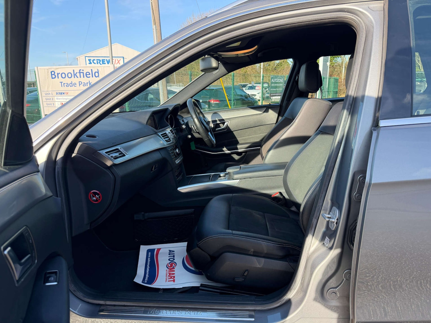 Used Mercedes-Benz E Class 2014 for sale - 77437633: Photo 66