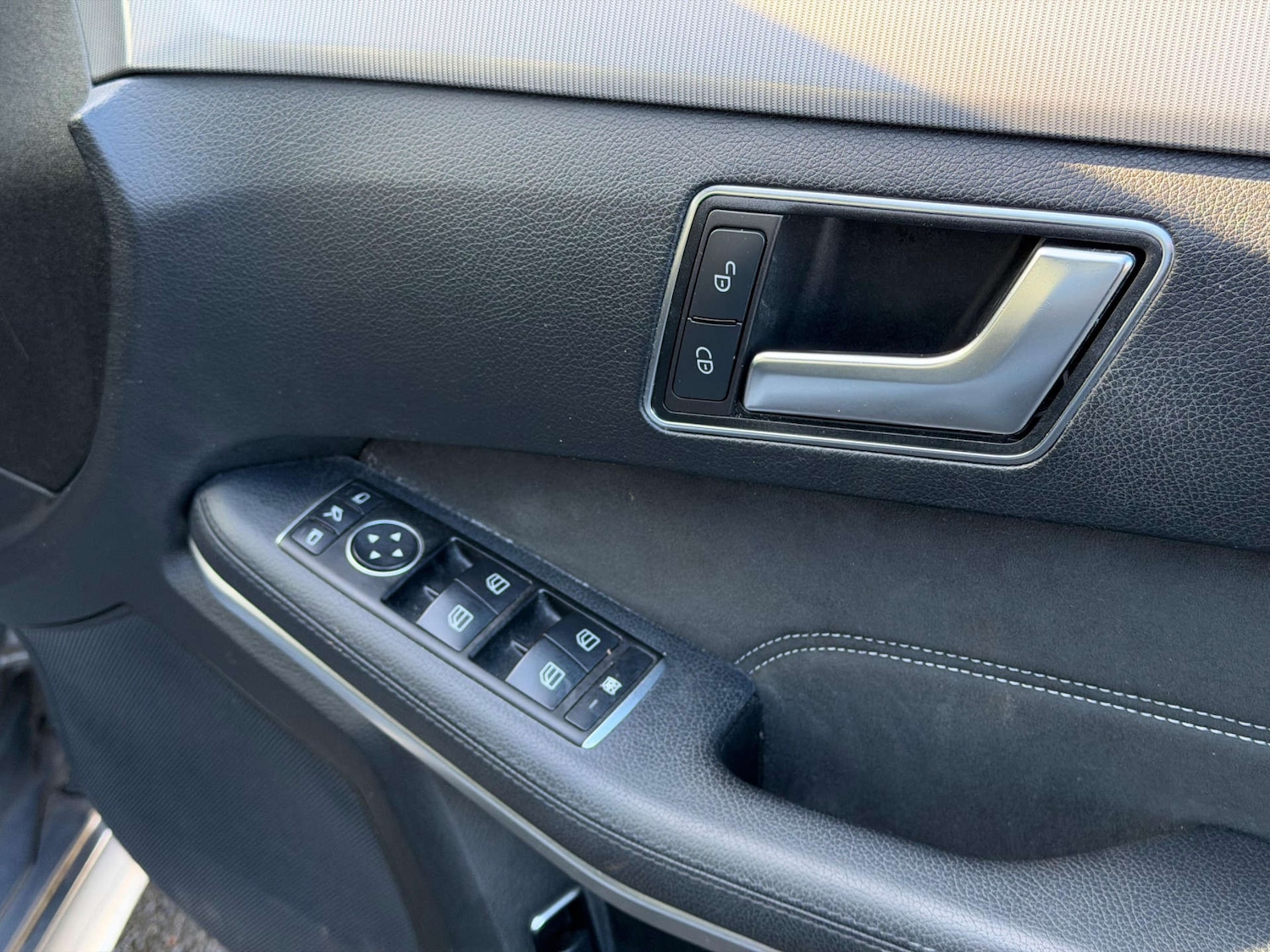 Used Mercedes-Benz E Class 2014 for sale - 77437633: Photo 78