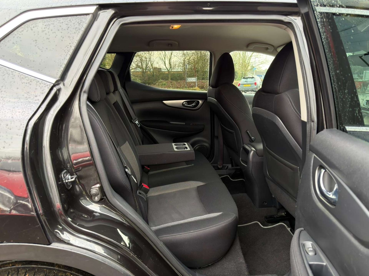 Used Nissan Qashqai 2018 for sale - 77437583: Photo 33