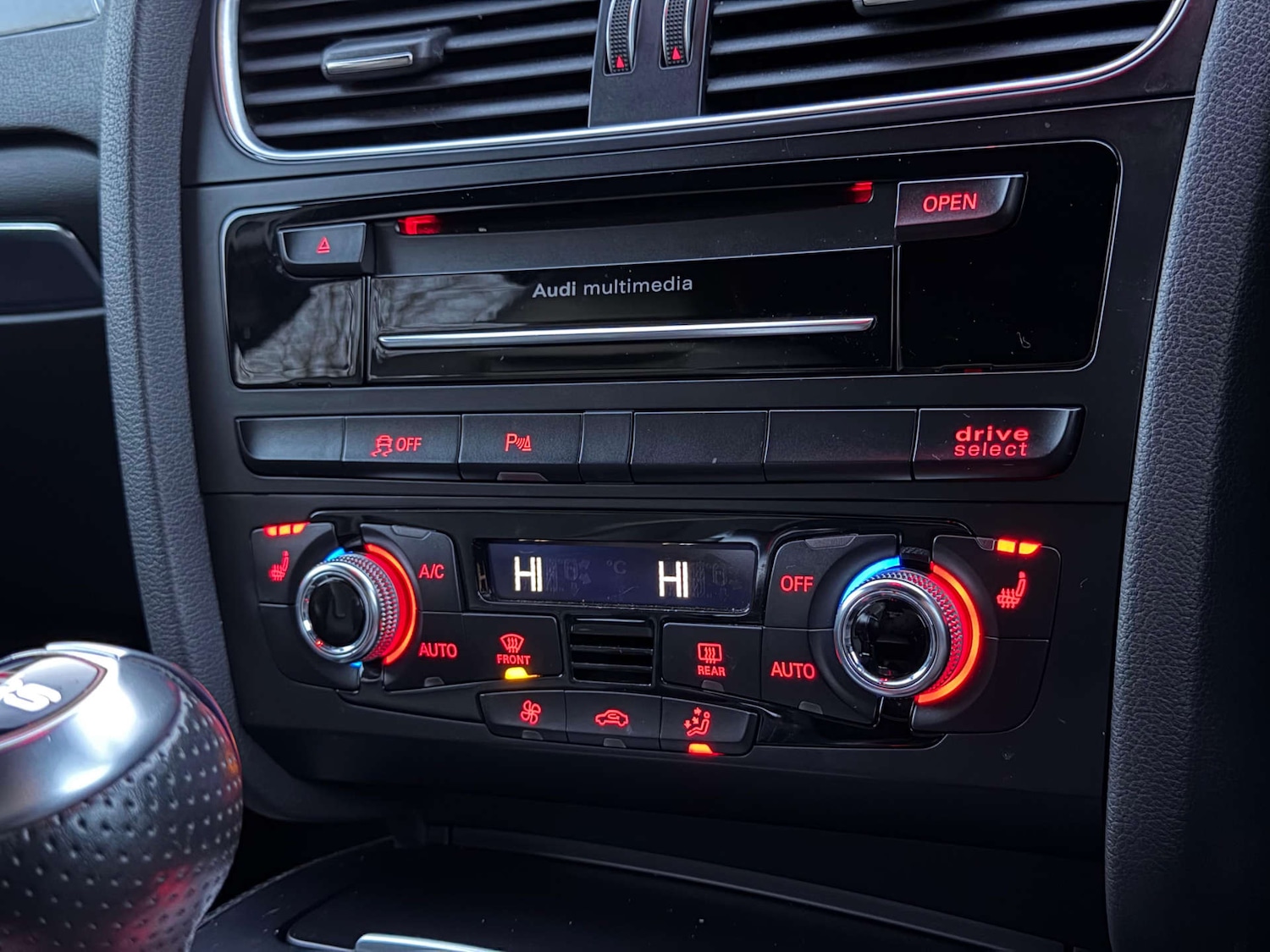 Used Audi RS4 2014 for sale - 77437576: Photo 85