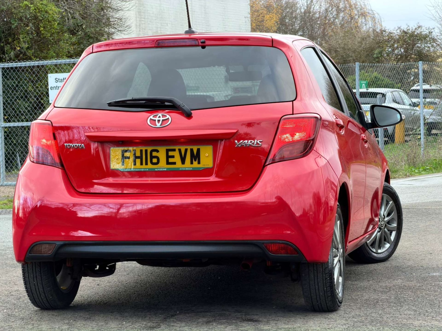 Used Toyota Yaris 2016 for sale - 77437428: Photo 12