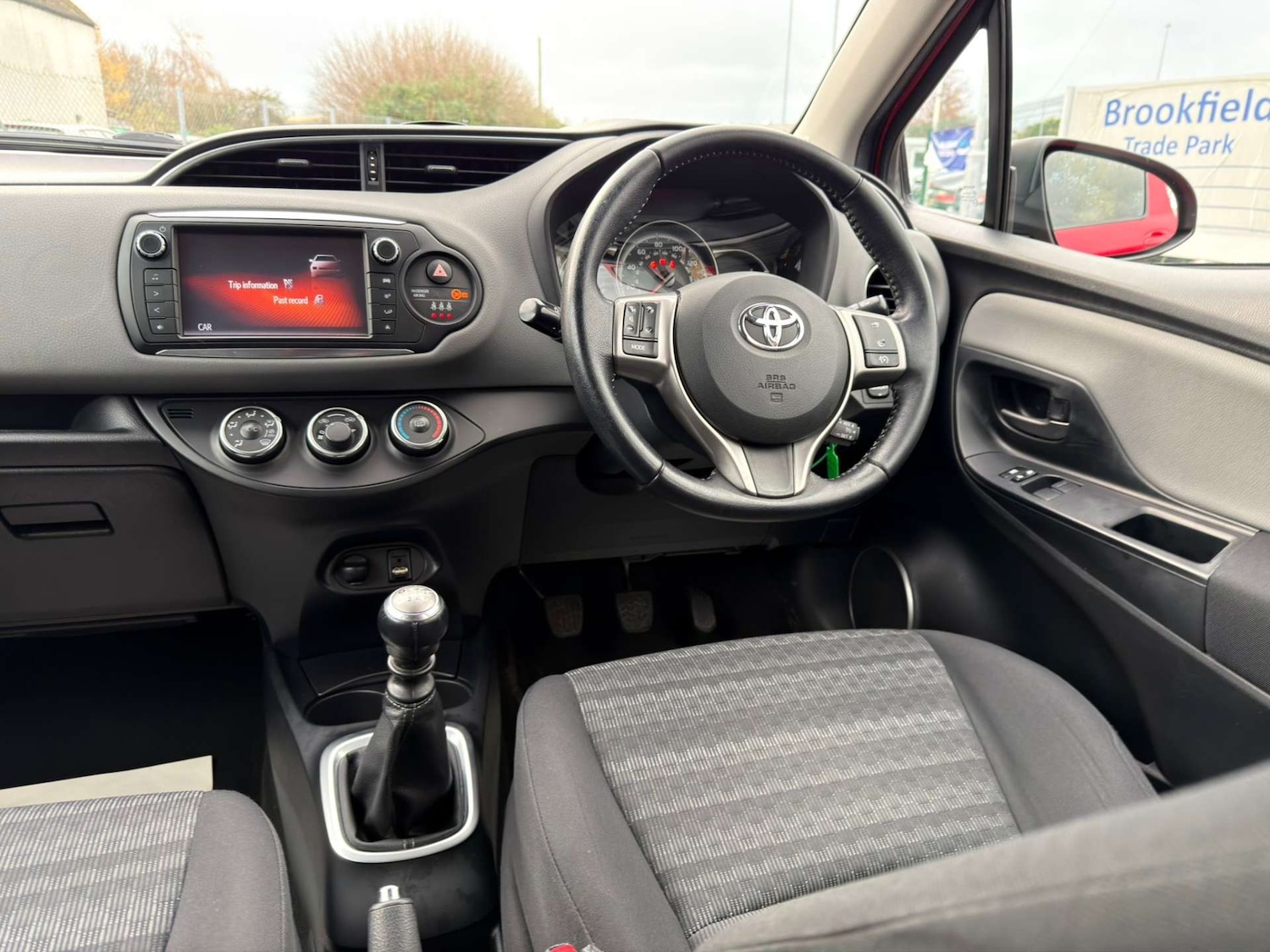 Used Toyota Yaris 2016 for sale - 77437428: Photo 21