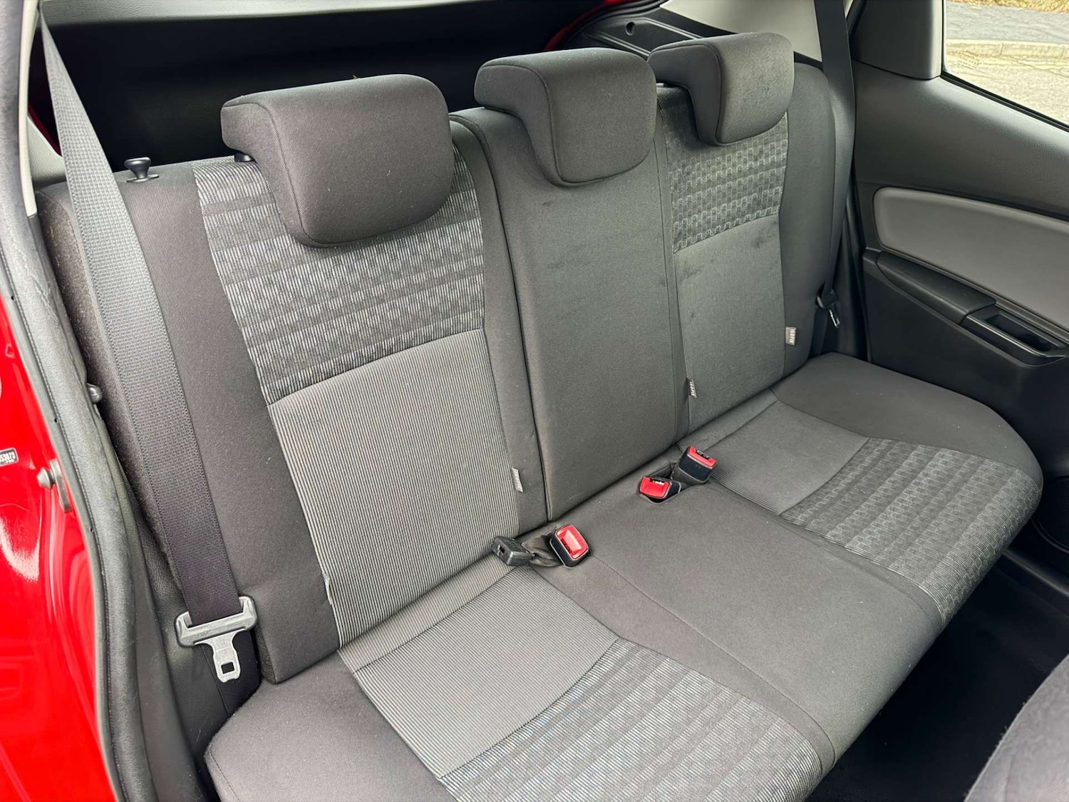 Used Toyota Yaris 2016 for sale - 77437428: Photo 33