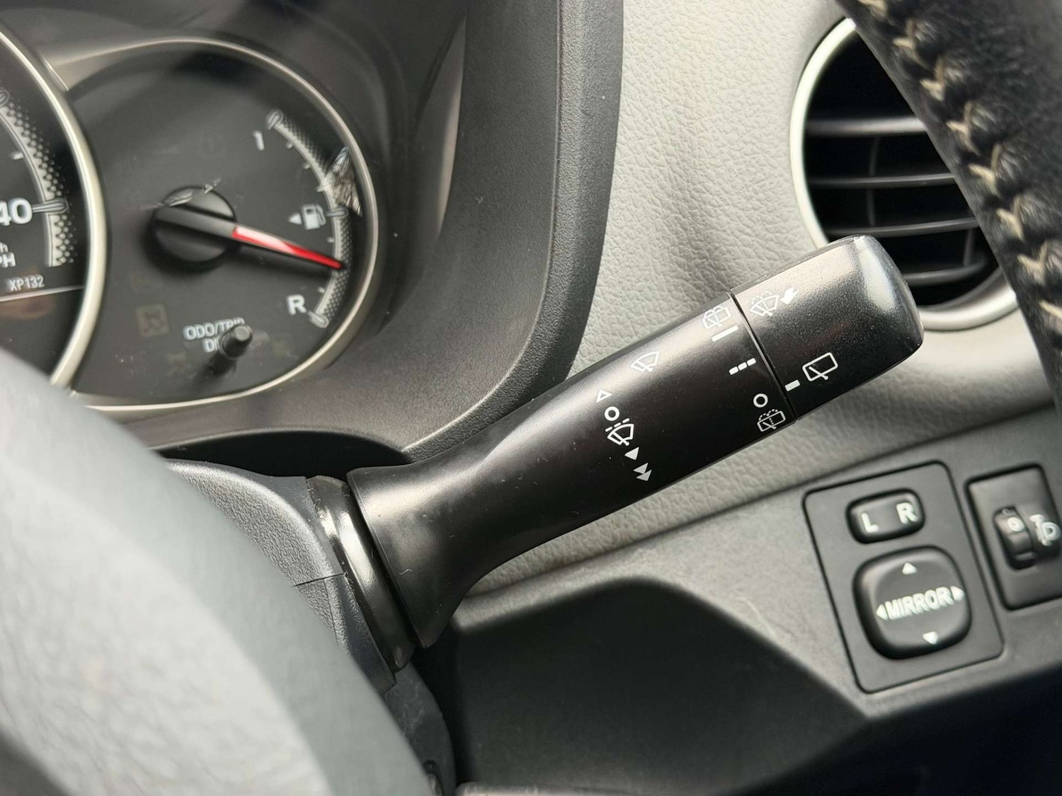 Used Toyota Yaris 2016 for sale - 77437428: Photo 40