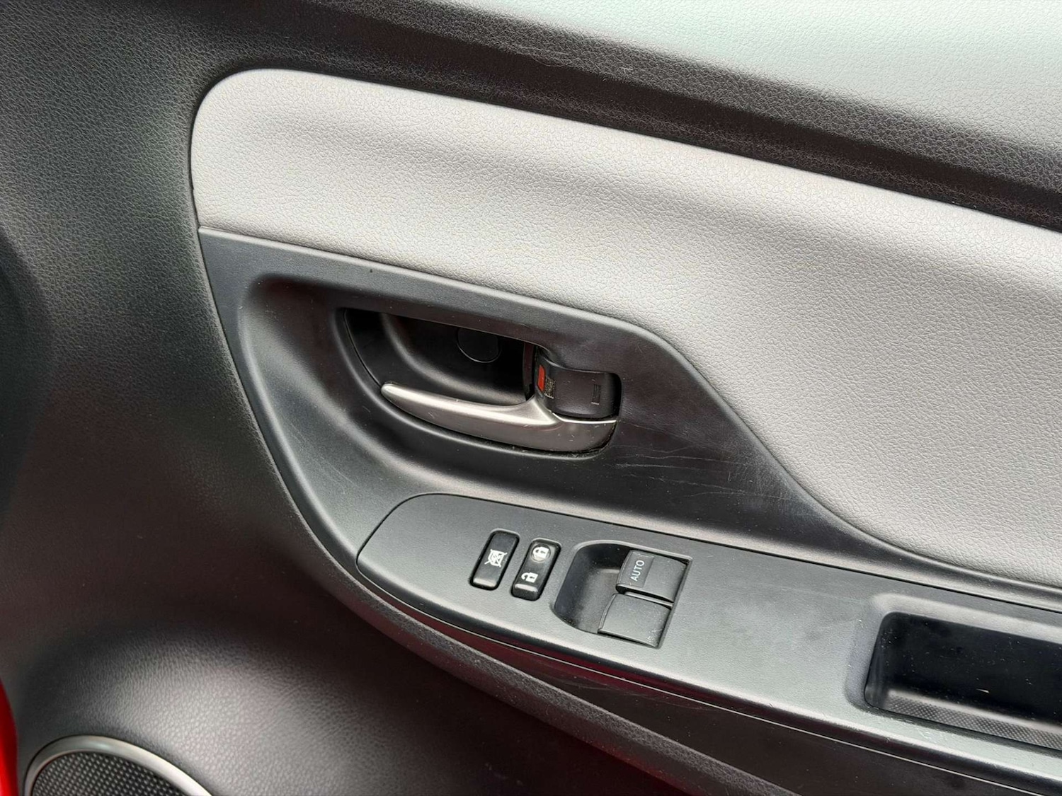 Used Toyota Yaris 2016 for sale - 77437428: Photo 43