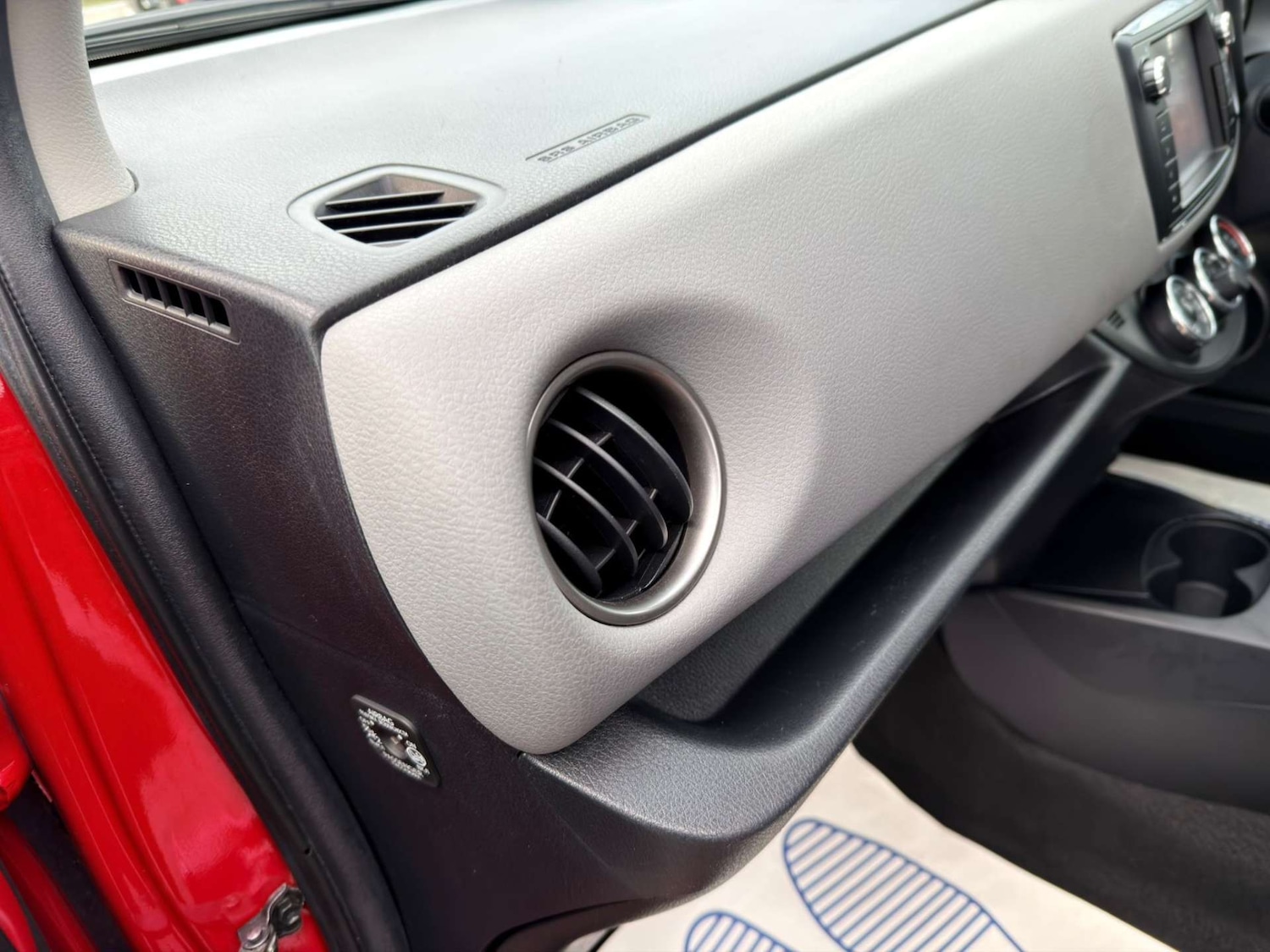 Used Toyota Yaris 2016 for sale - 77437428: Photo 45