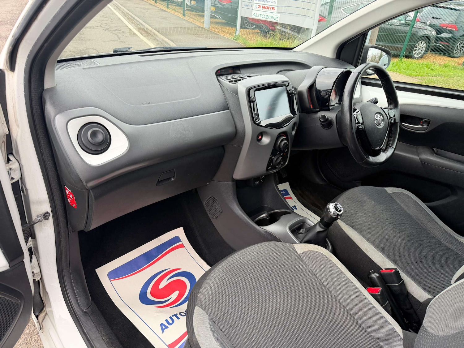 Used Toyota AYGO 2021 for sale - 77437609: Photo 17