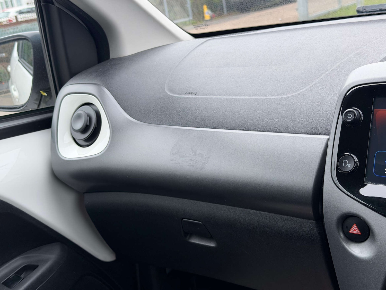 Used Toyota AYGO 2021 for sale - 77437609: Photo 28