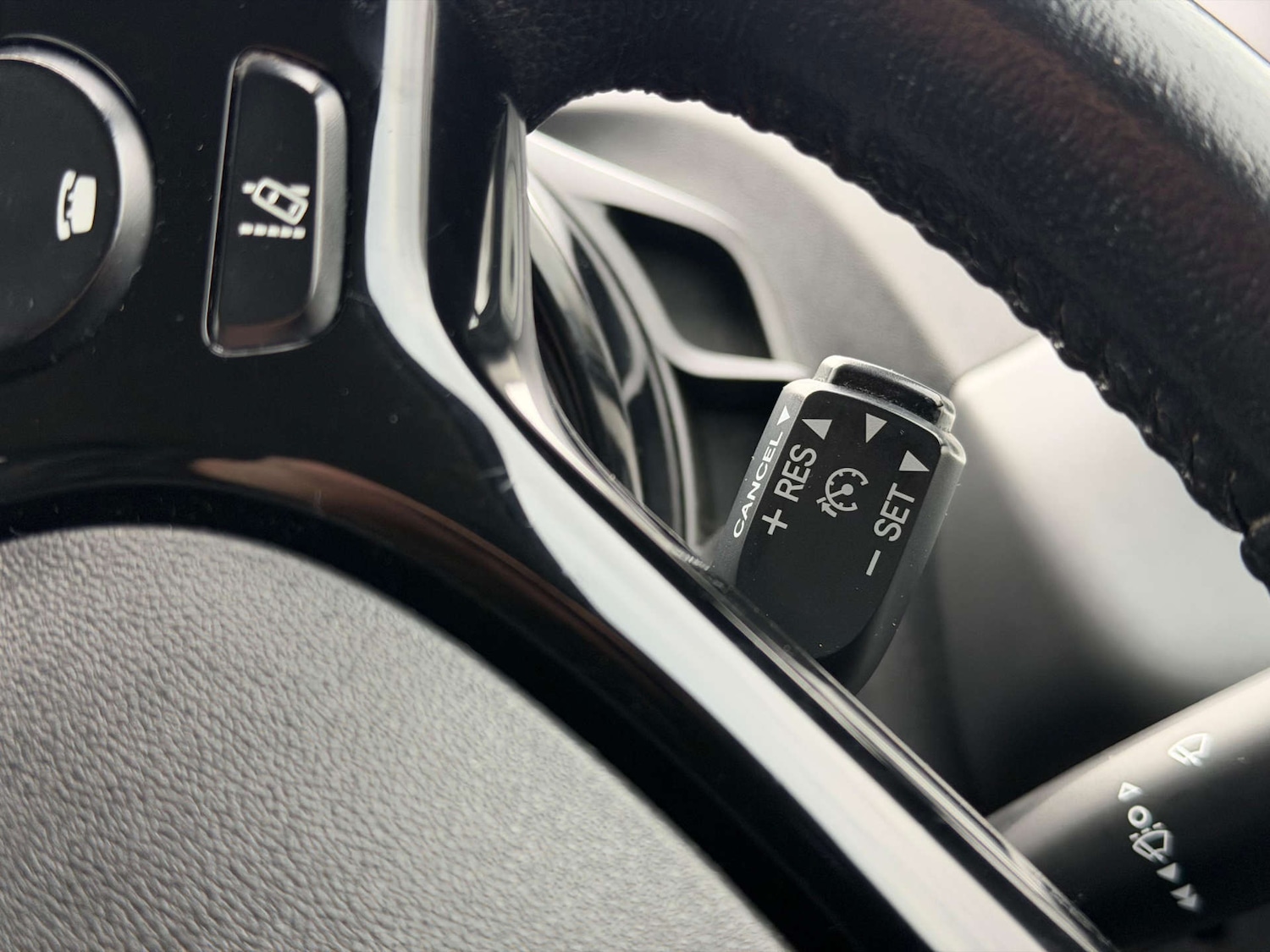 Used Toyota AYGO 2021 for sale - 77437609: Photo 29