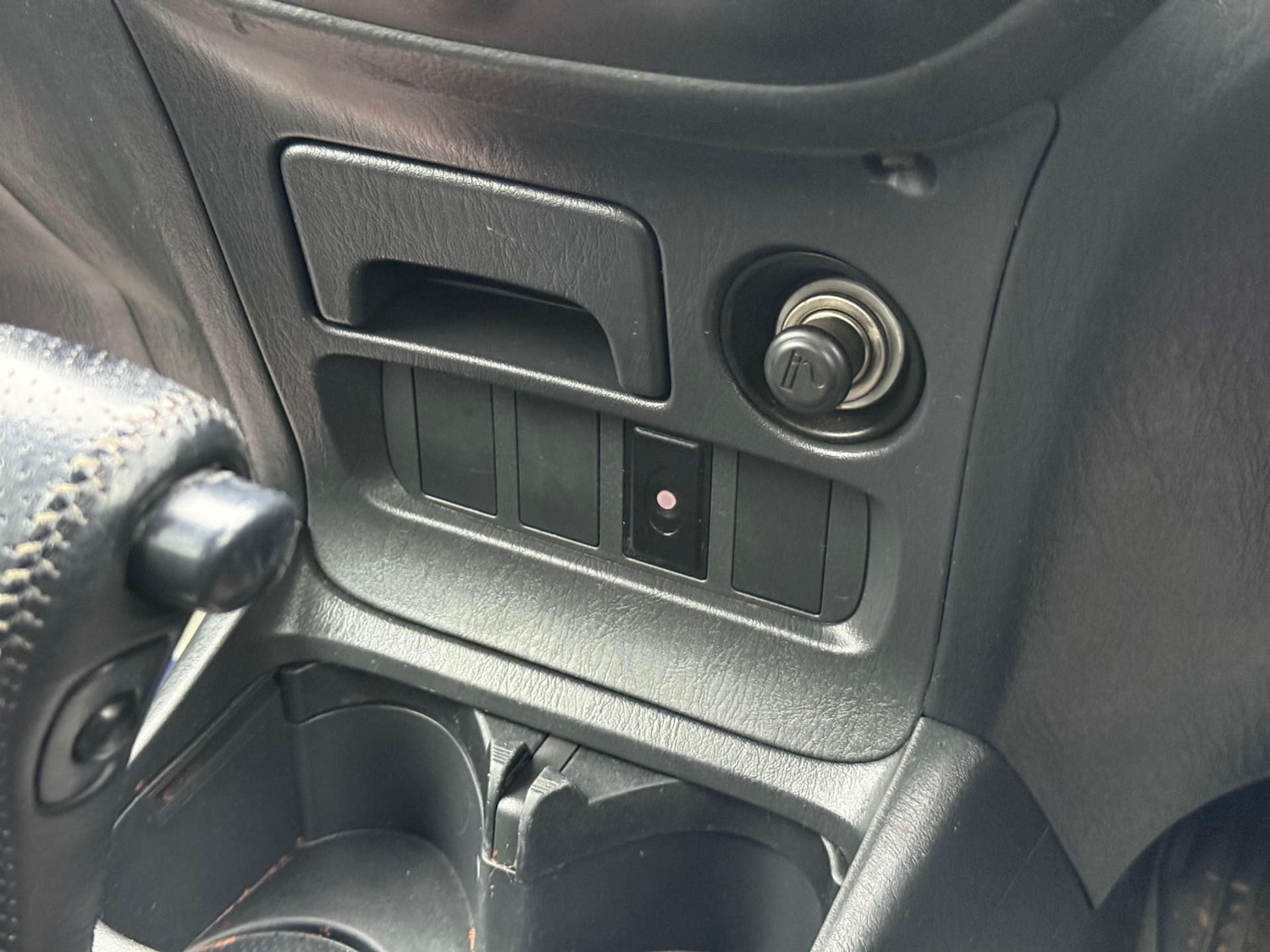 Used Toyota RAV4 2004 for sale - 77594773: Photo 35