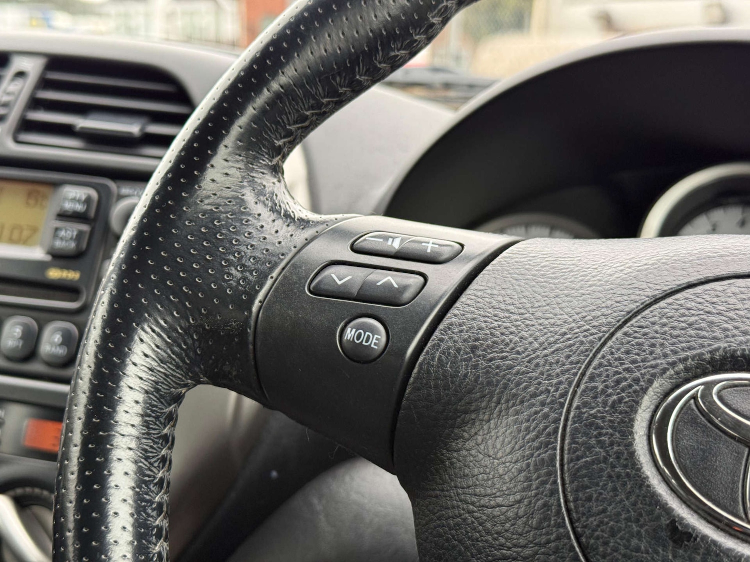 Used Toyota RAV4 2004 for sale - 77594773: Photo 38