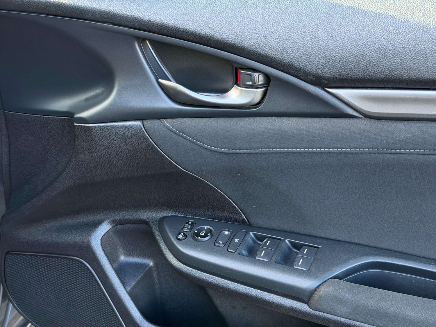 Used Honda Civic 2020 for sale - 77437573: Photo 45