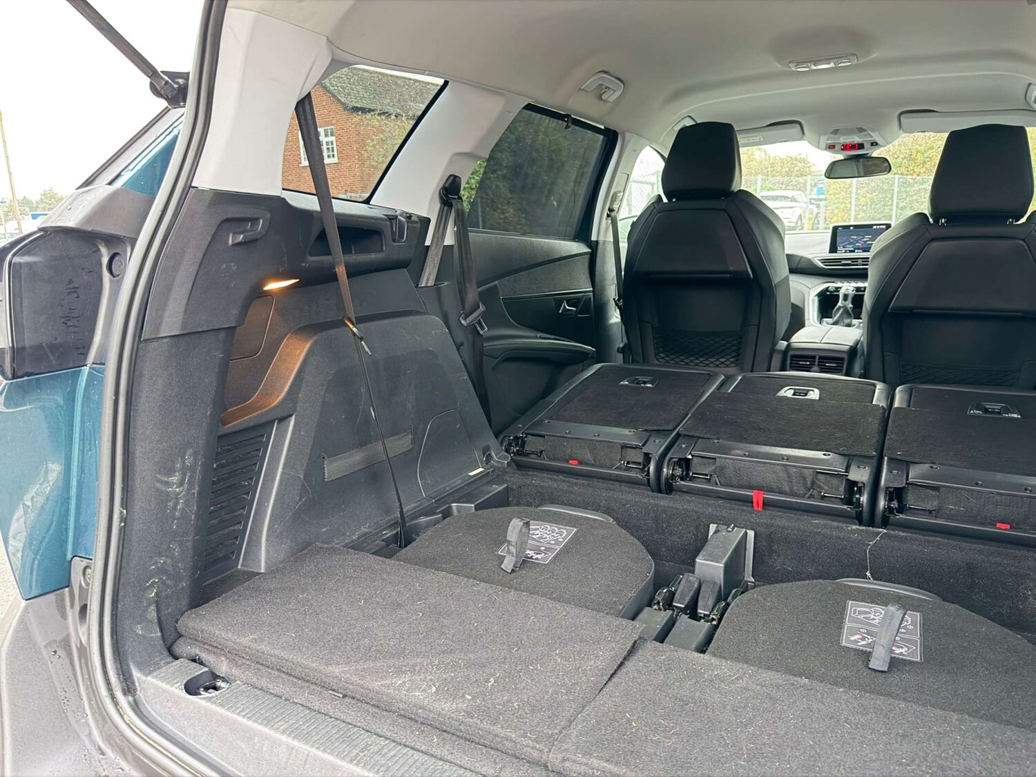 Used Peugeot 5008 2018 for sale - 77437711: Photo 30