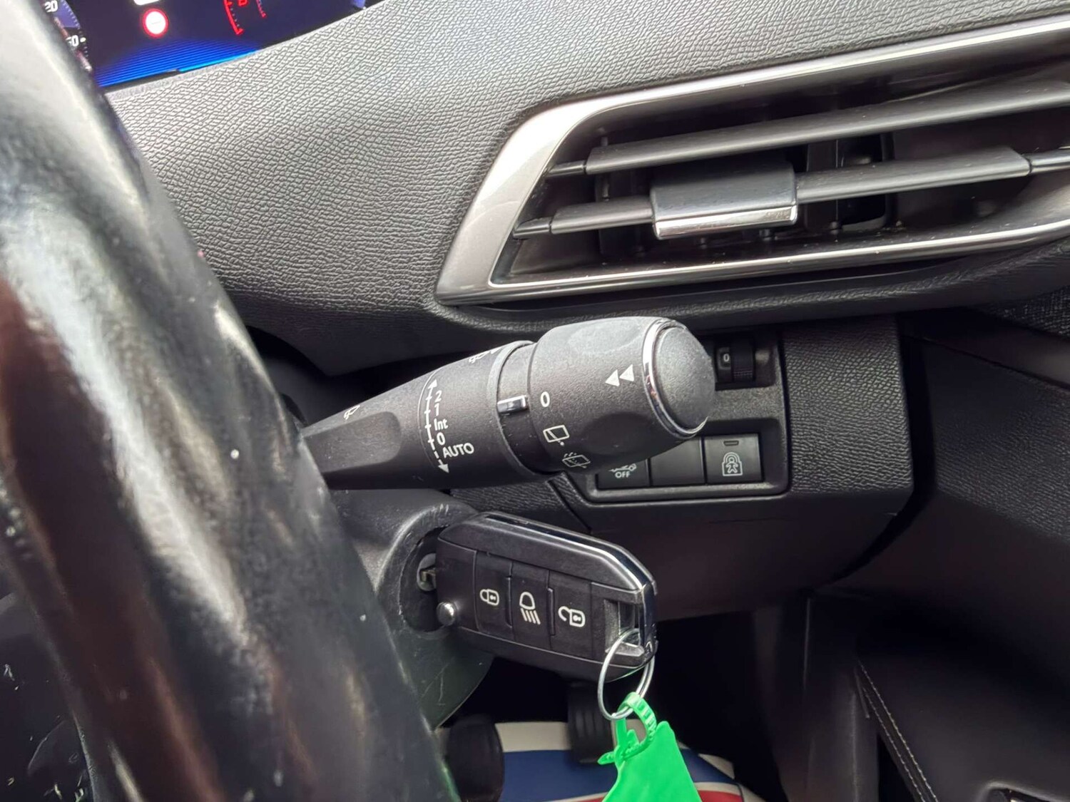 Used Peugeot 5008 2018 for sale - 77437711: Photo 43