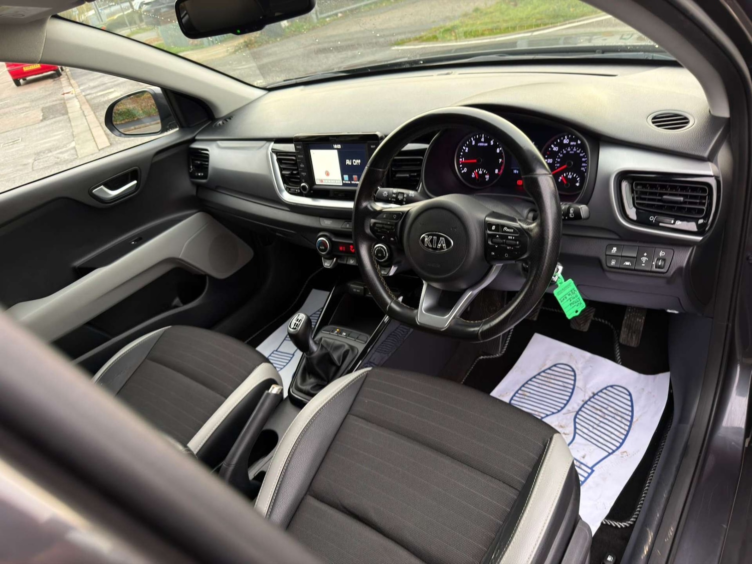 Used Kia Stonic 2019 for sale - 77437618: Photo 19