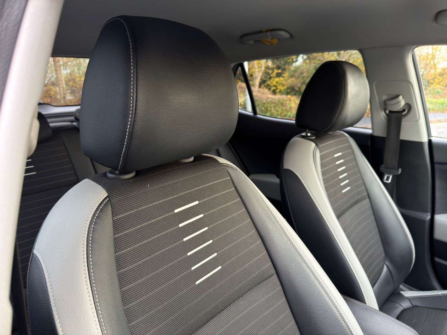 Used Kia Stonic 2019 for sale - 77437618: Photo 20