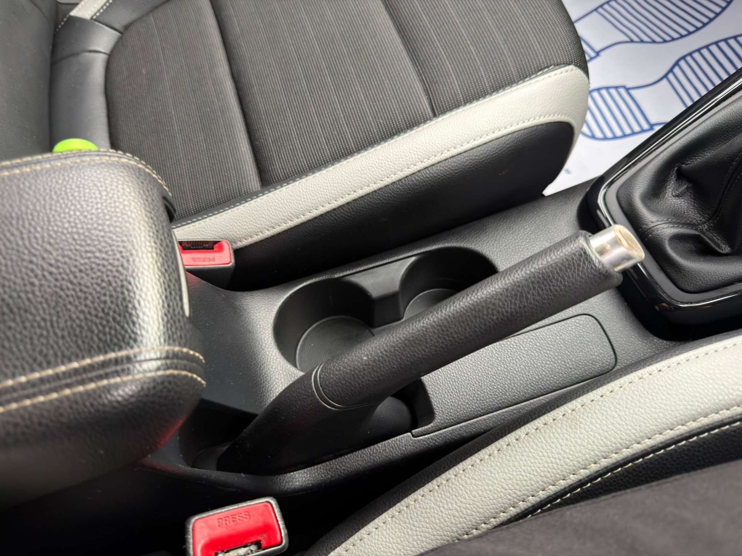 Used Kia Stonic 2019 for sale - 77437618: Photo 24