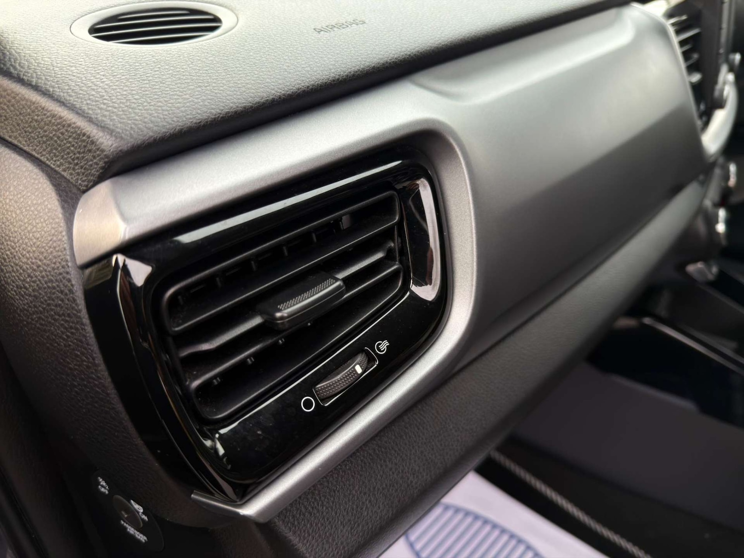 Used Kia Stonic 2019 for sale - 77437618: Photo 29