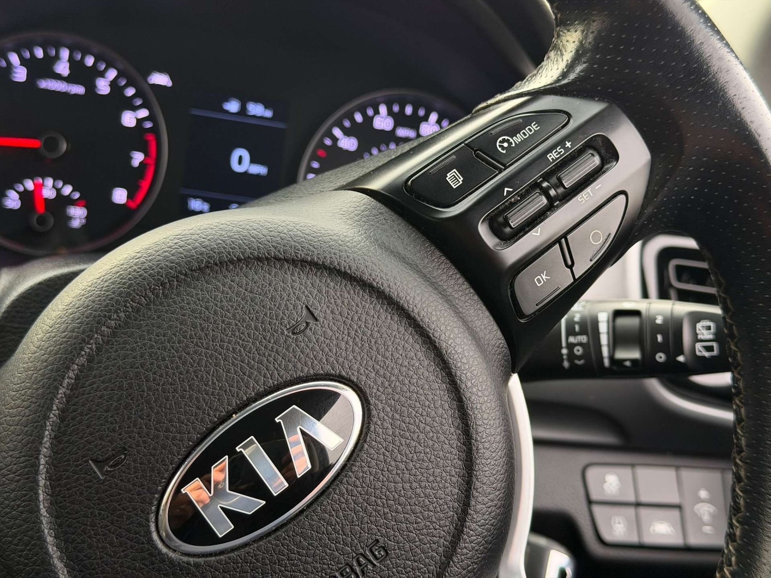 Used Kia Stonic 2019 for sale - 77437618: Photo 30