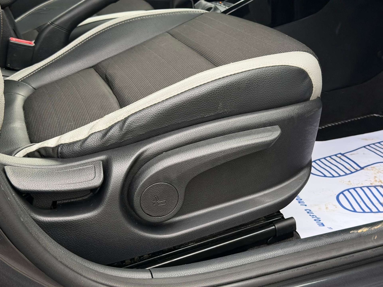 Used Kia Stonic 2019 for sale - 77437618: Photo 41