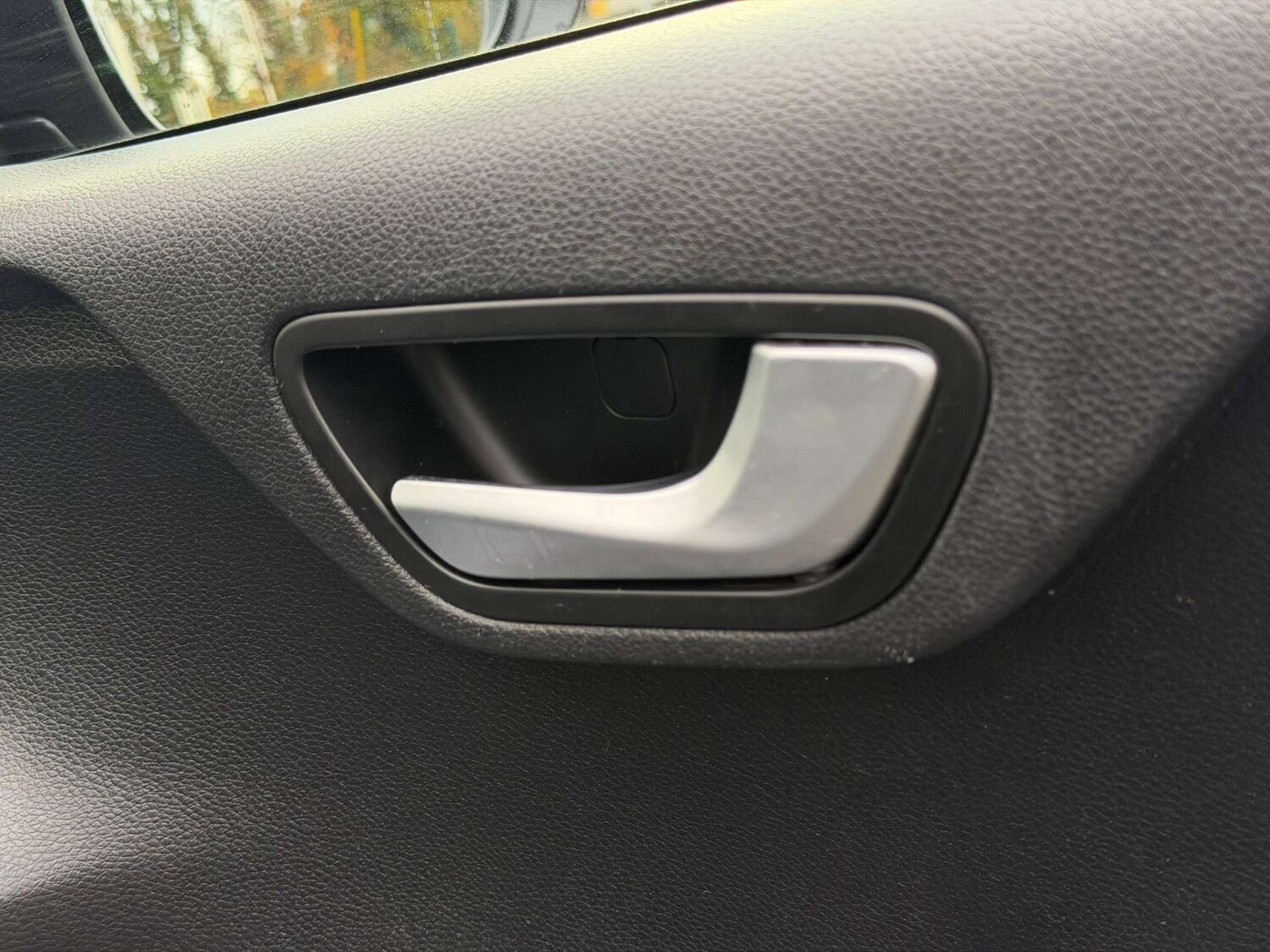 Used Kia Stonic 2019 for sale - 77437618: Photo 44