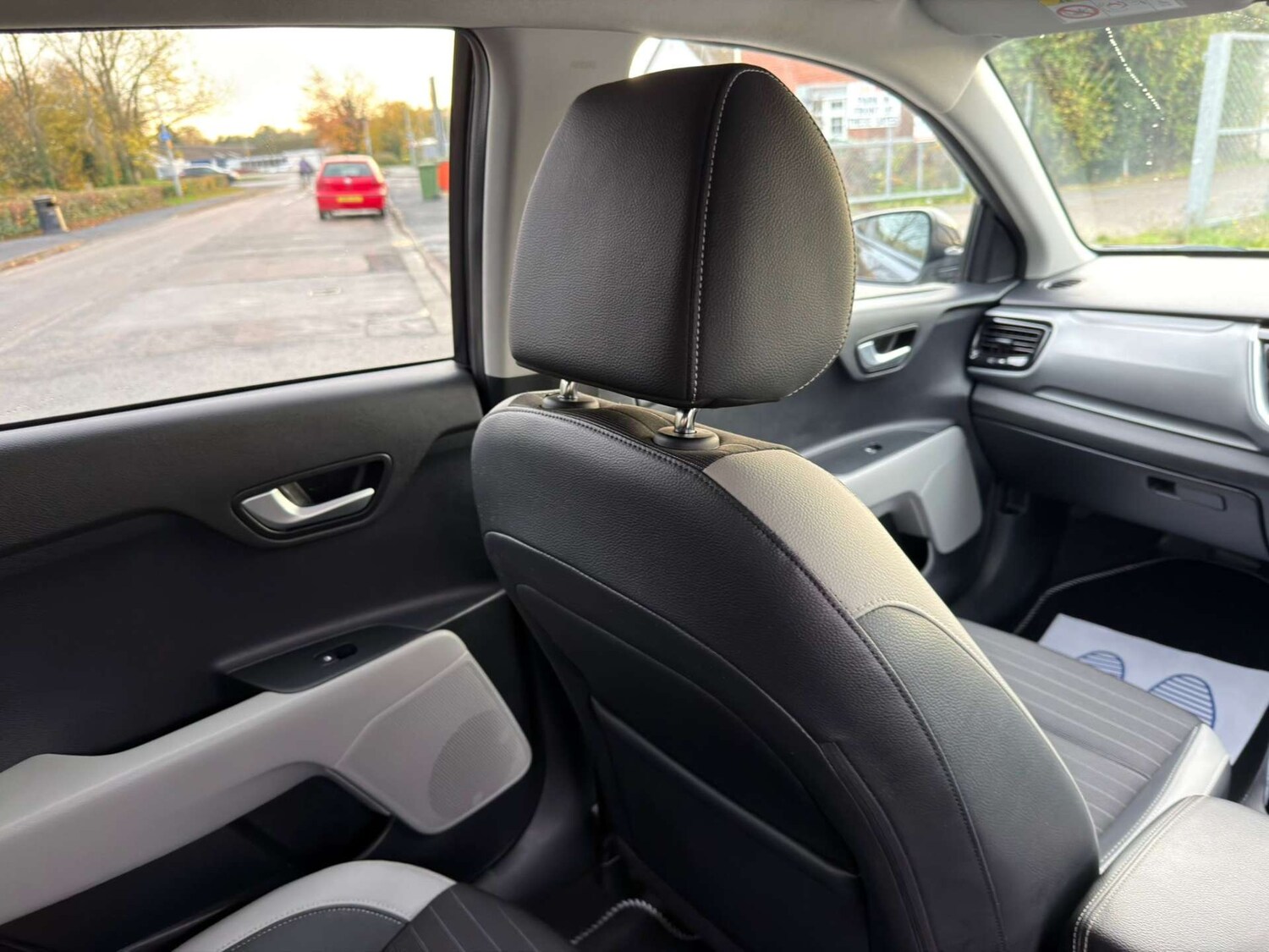 Used Kia Stonic 2019 for sale - 77437618: Photo 80