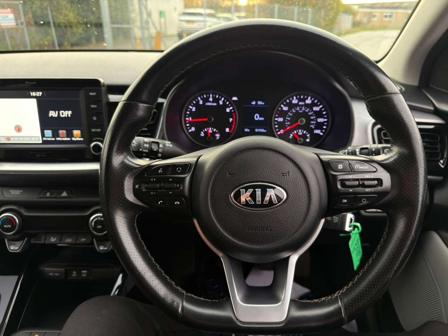 Used Kia Stonic 2019 for sale - 77437618: Photo 90