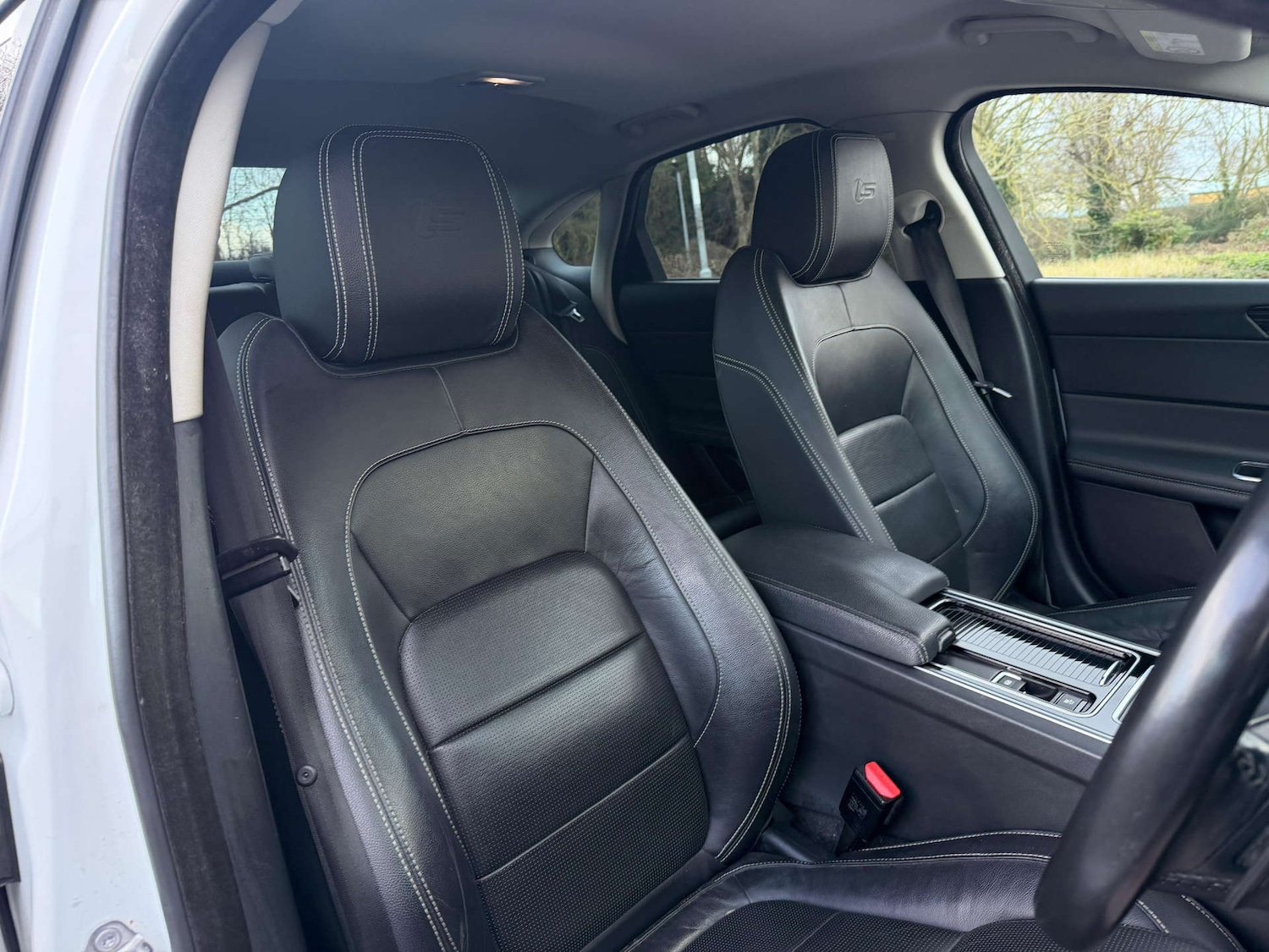 Used Jaguar XF 2017 for sale - 77437565: Photo 19