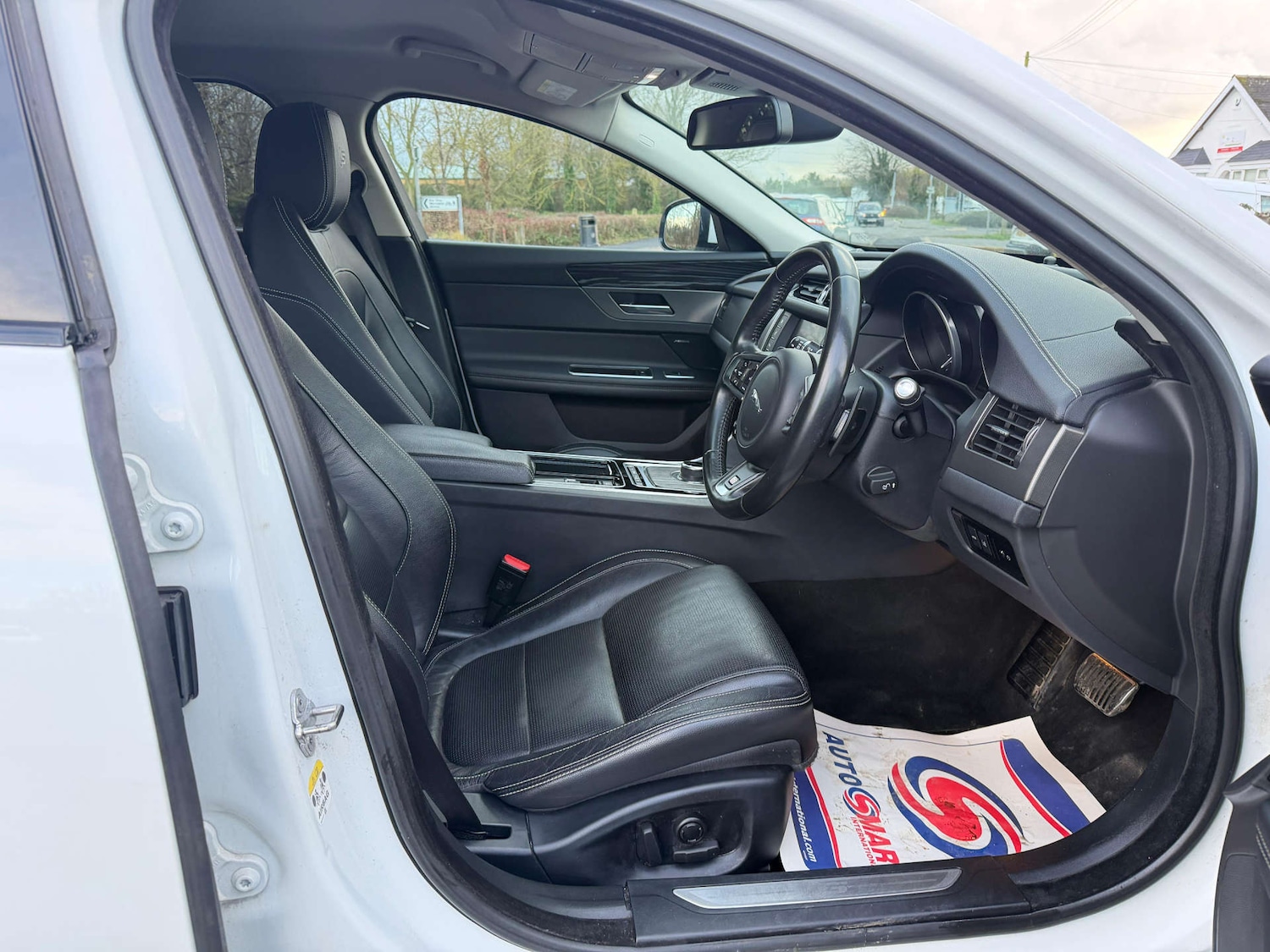 Used Jaguar XF 2017 for sale - 77437565: Photo 24