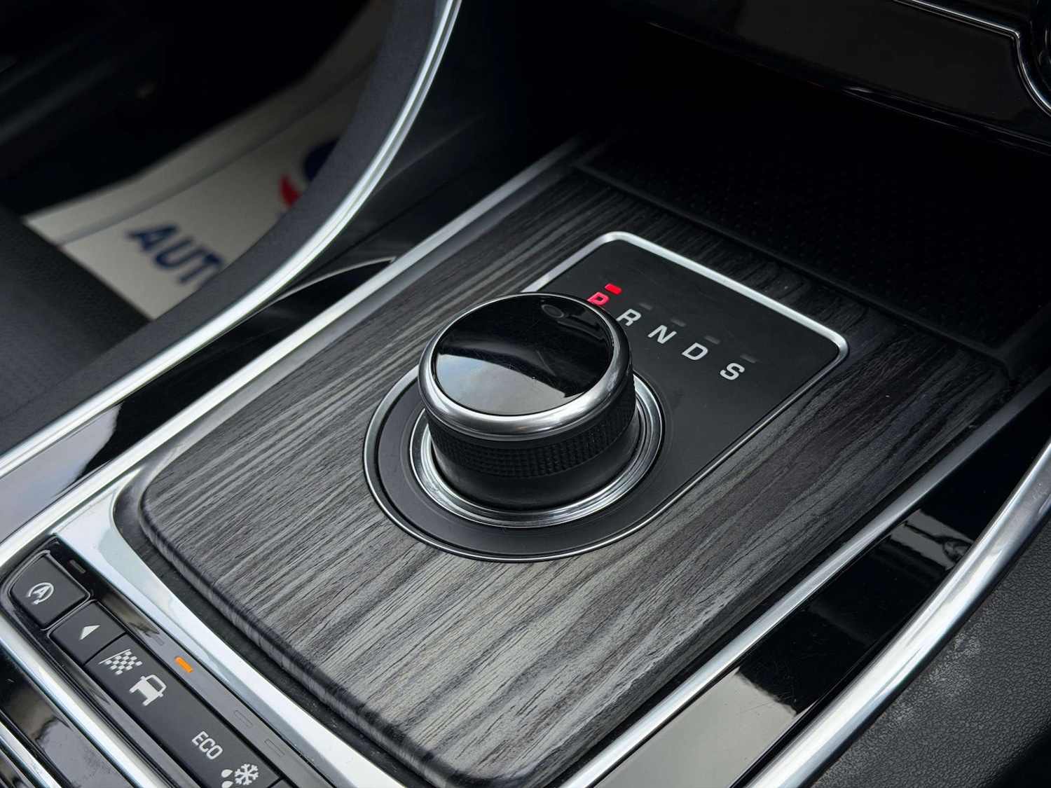 Used Jaguar XF 2017 for sale - 77437565: Photo 32