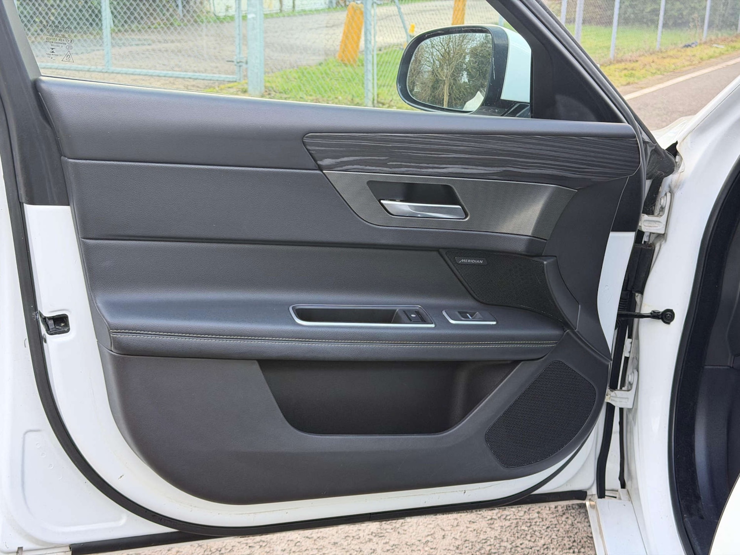 Used Jaguar XF 2017 for sale - 77437565: Photo 38