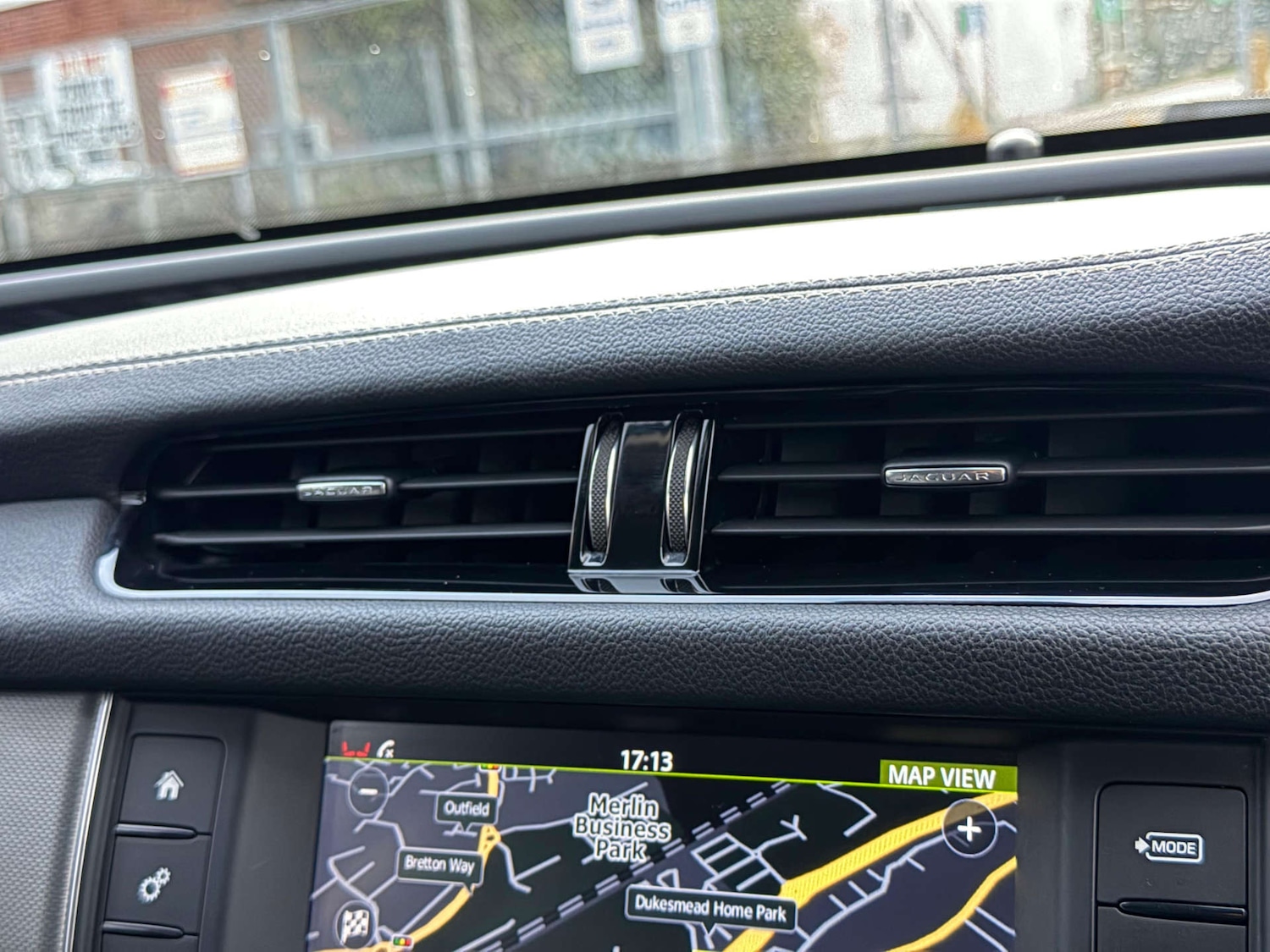 Used Jaguar XF 2017 for sale - 77437565: Photo 48