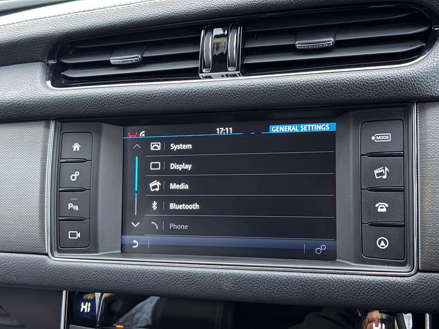 Used Jaguar XF 2017 for sale - 77437565: Photo 49