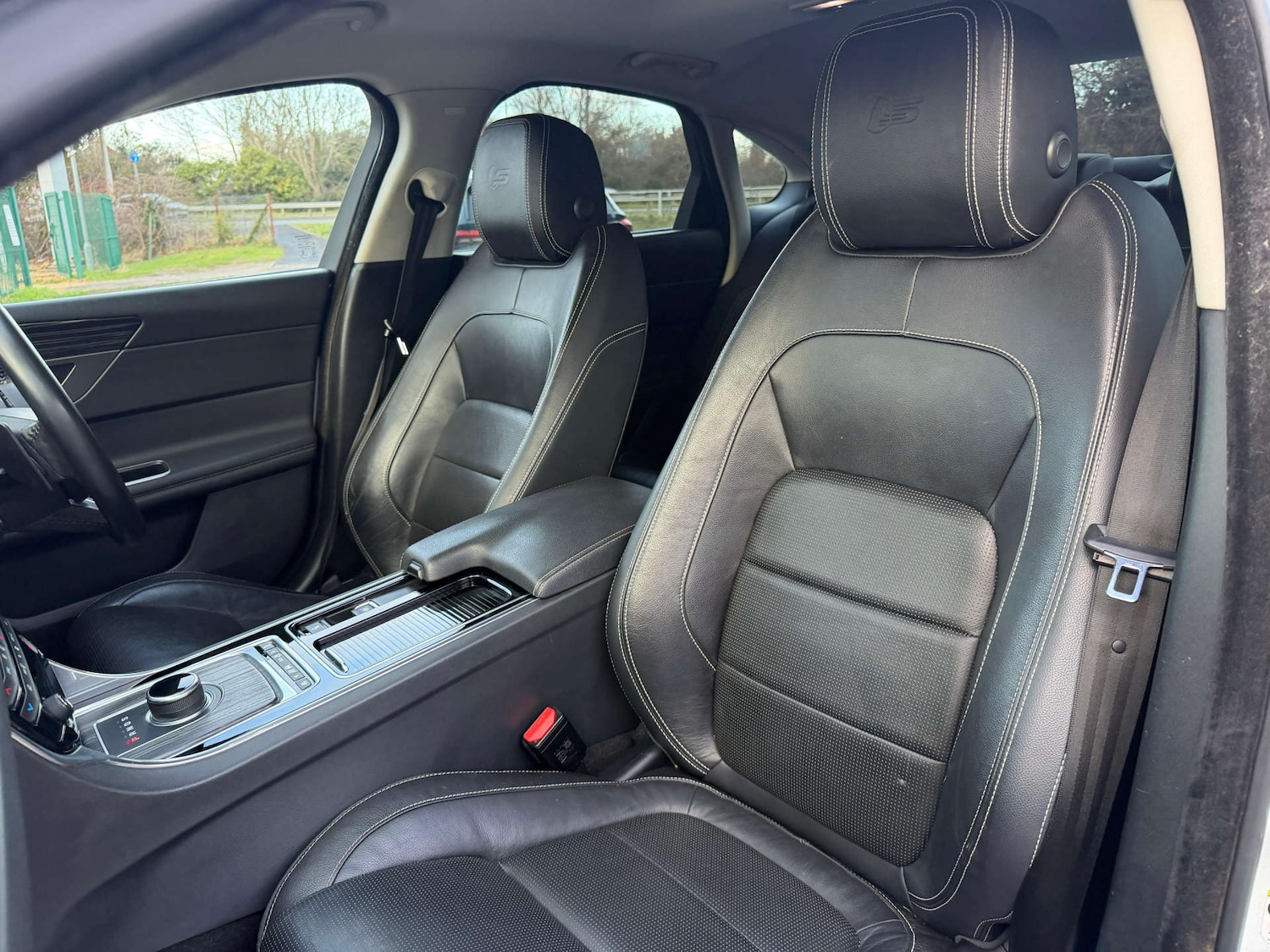 Used Jaguar XF 2017 for sale - 77437565: Photo 71