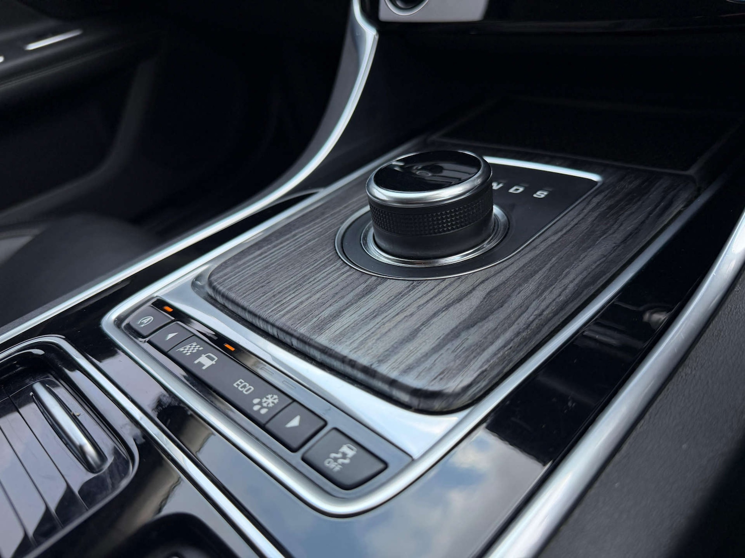 Used Jaguar XF 2017 for sale - 77437565: Photo 77