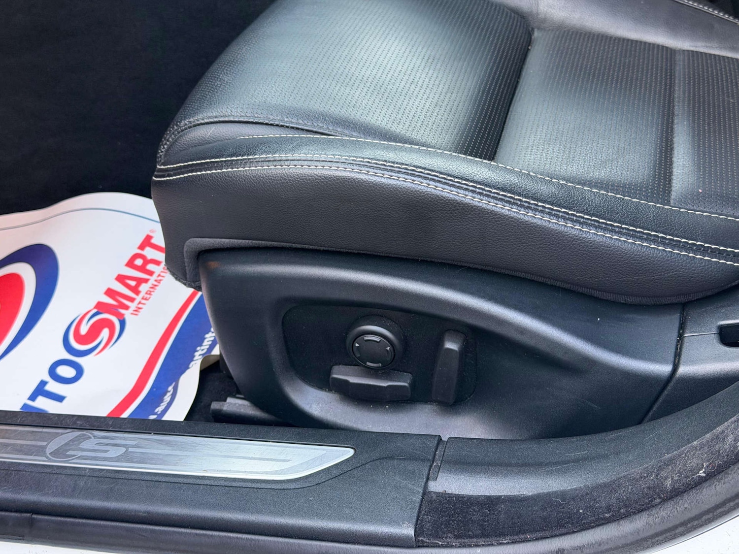 Used Jaguar XF 2017 for sale - 77437565: Photo 86