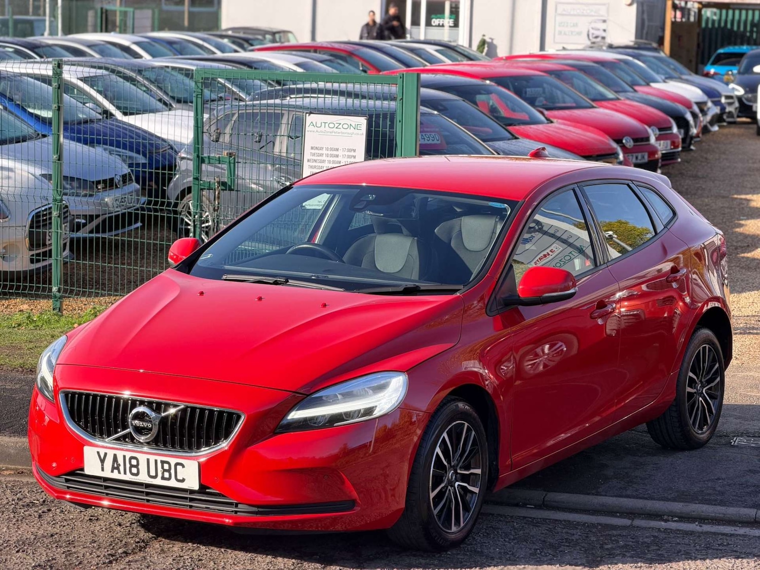 Used Volvo V40 2018 for sale - 77437607: Photo 11