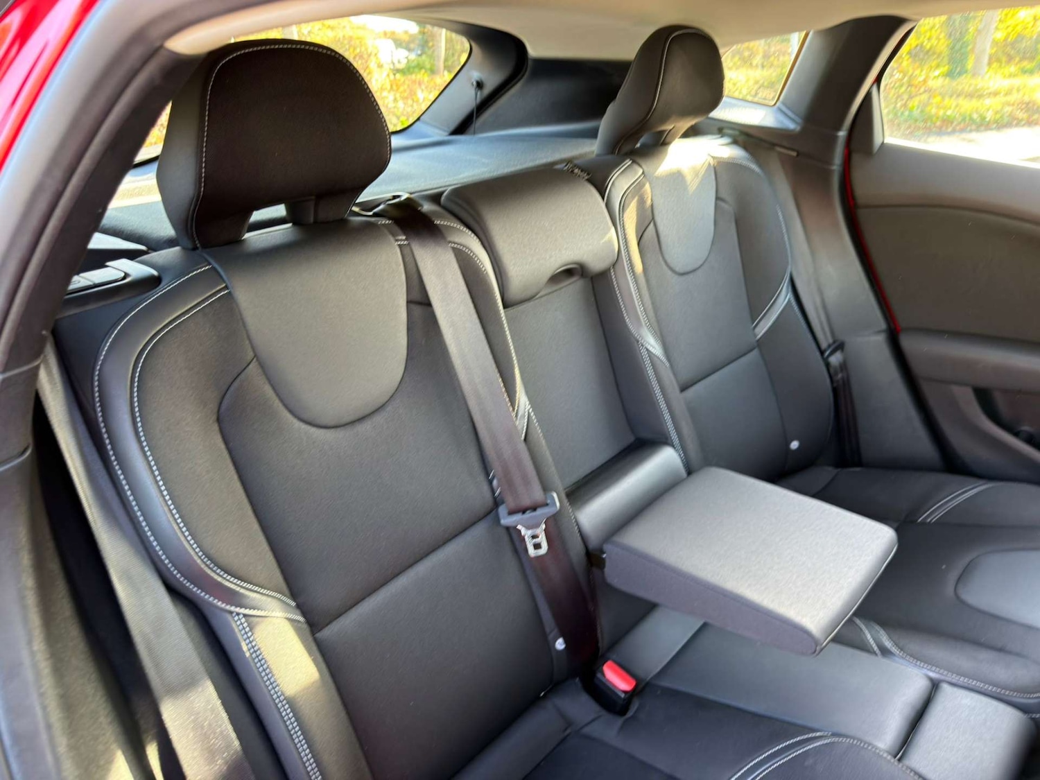 Used Volvo V40 2018 for sale - 77437607: Photo 19