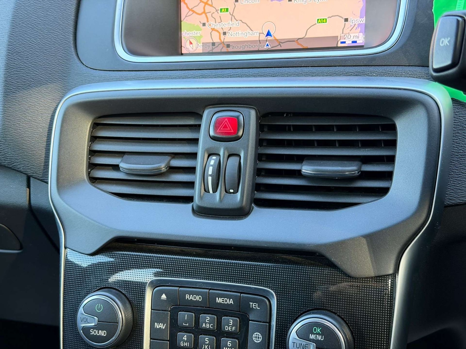 Used Volvo V40 2018 for sale - 77437607: Photo 20