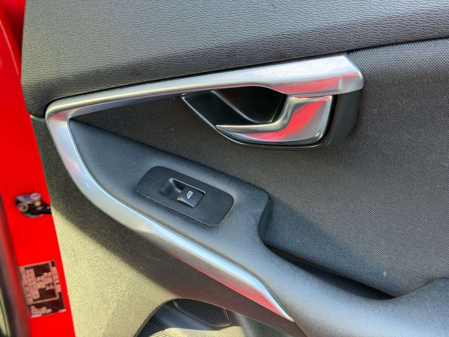 Used Volvo V40 2018 for sale - 77437607: Photo 28