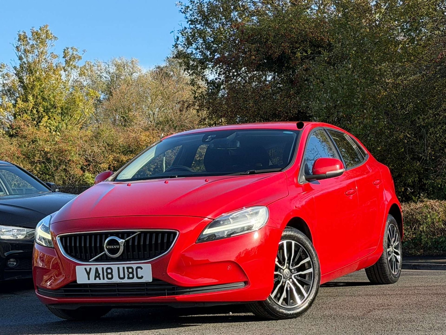 Used Volvo V40 2018 for sale - 77437607: Photo 3