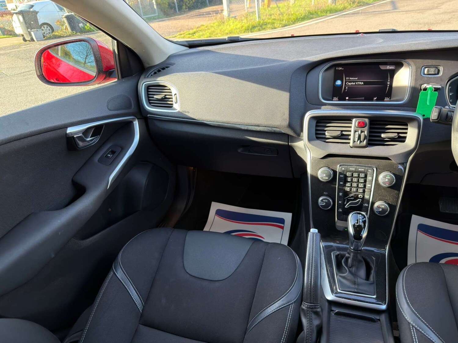 Used Volvo V40 2018 for sale - 77437607: Photo 35