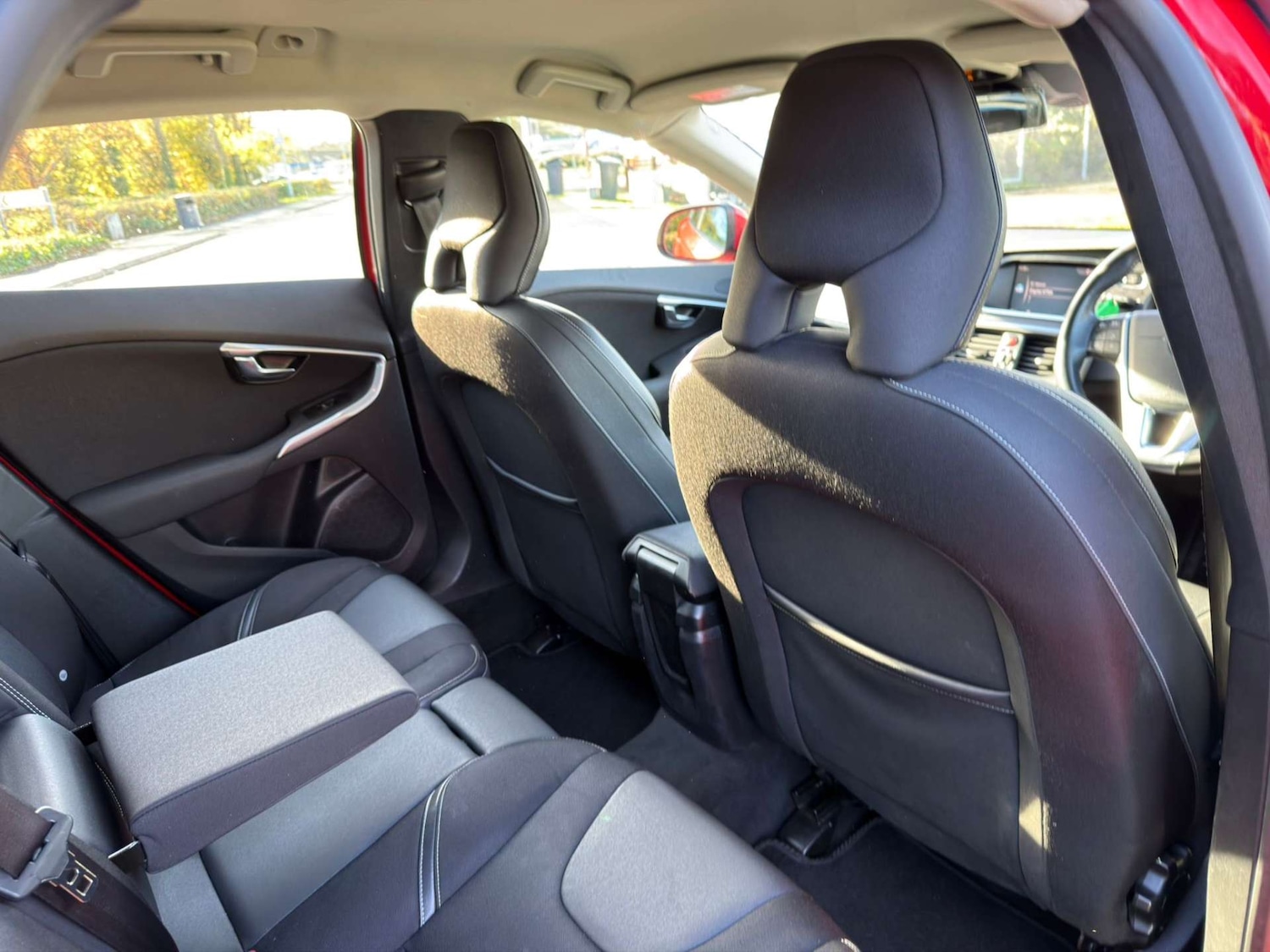 Used Volvo V40 2018 for sale - 77437607: Photo 48