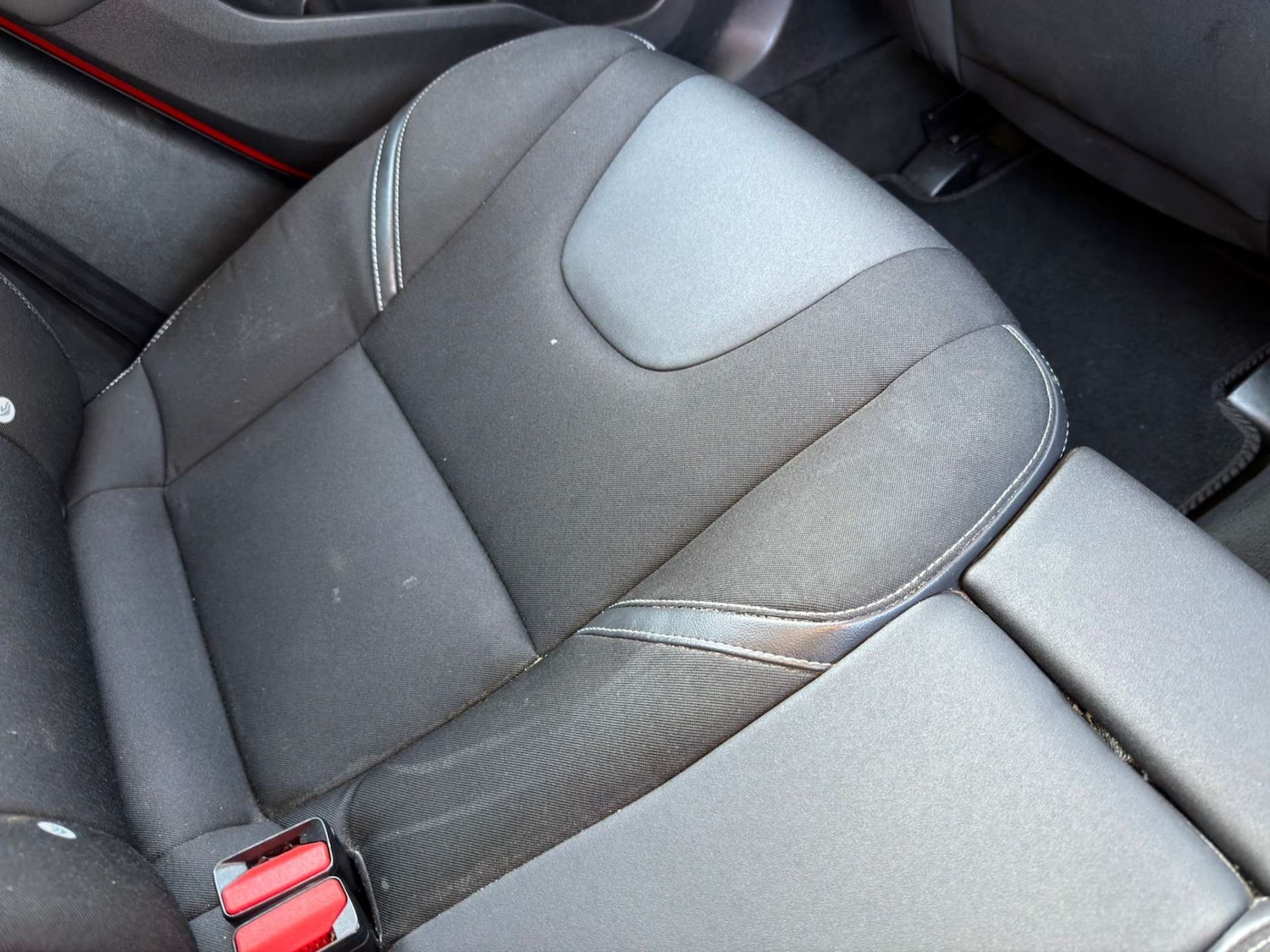 Used Volvo V40 2018 for sale - 77437607: Photo 64