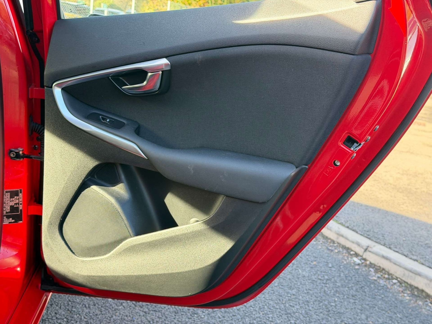 Used Volvo V40 2018 for sale - 77437607: Photo 66